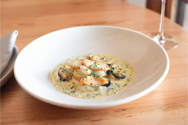 Serving of mussels at Moke restaurant