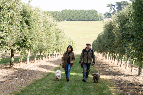 Truffle farmers and dogs at Flinders Truffles